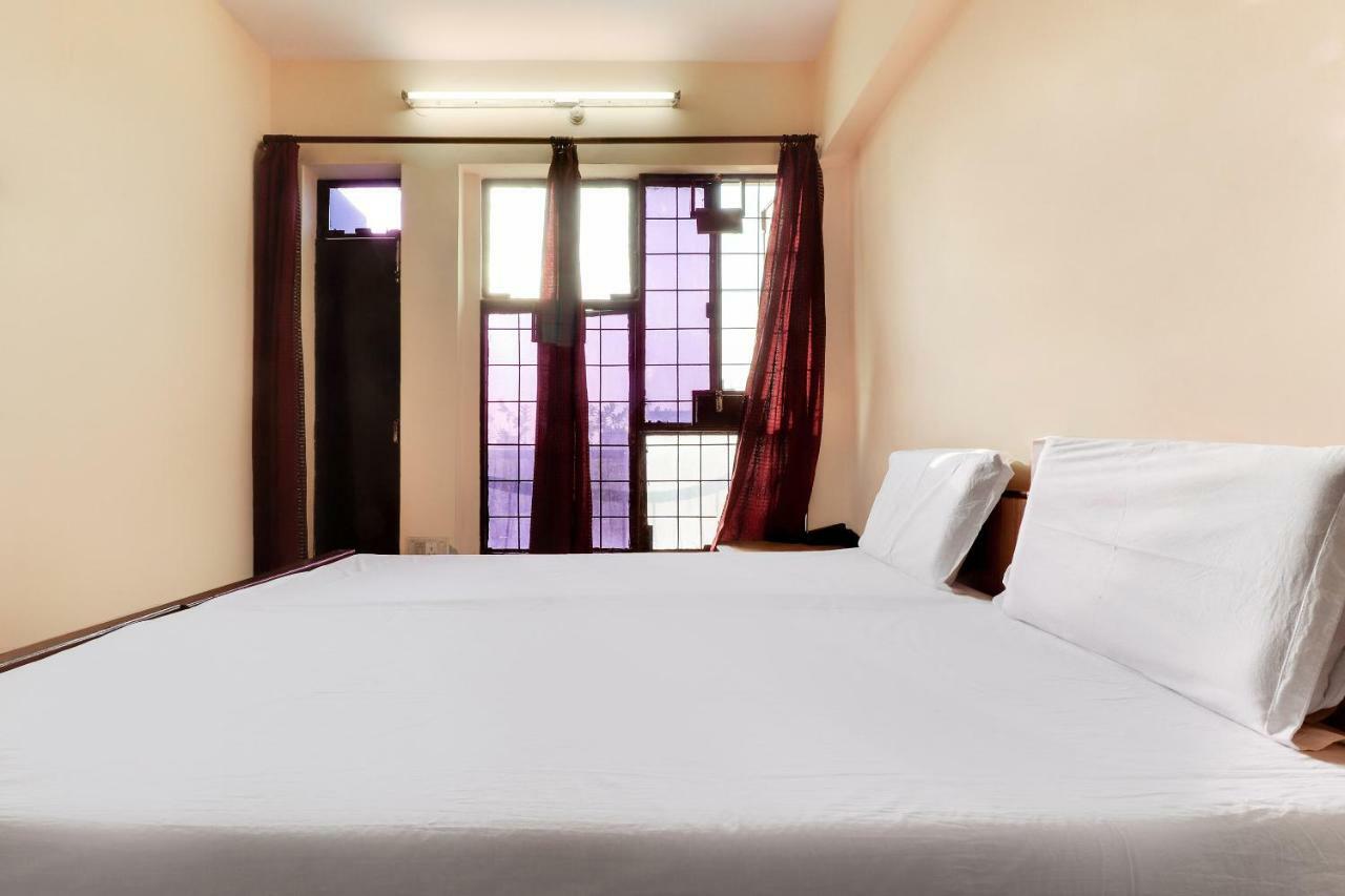 Spot On 38567 Hotel Aryan Lucknow Esterno foto