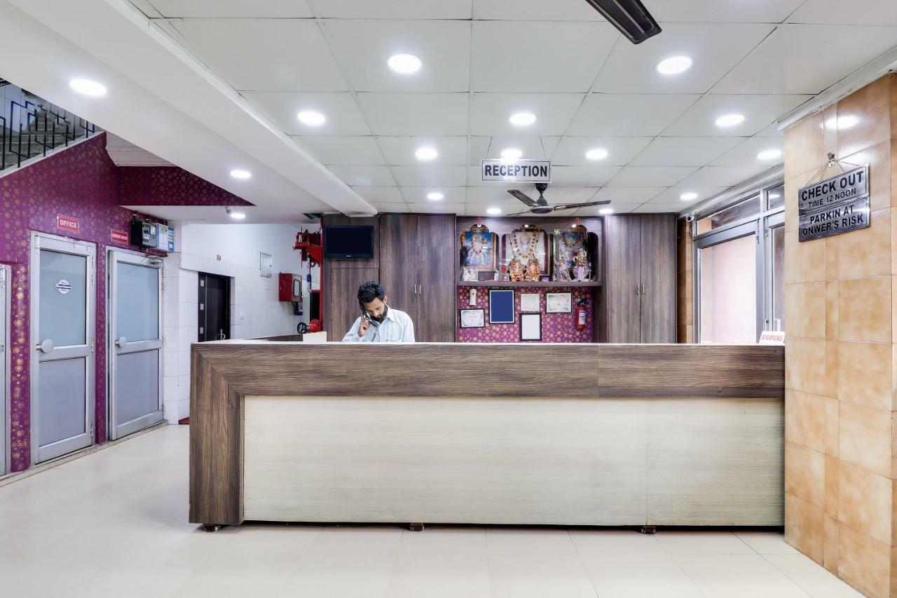 Spot On 38567 Hotel Aryan Lucknow Esterno foto