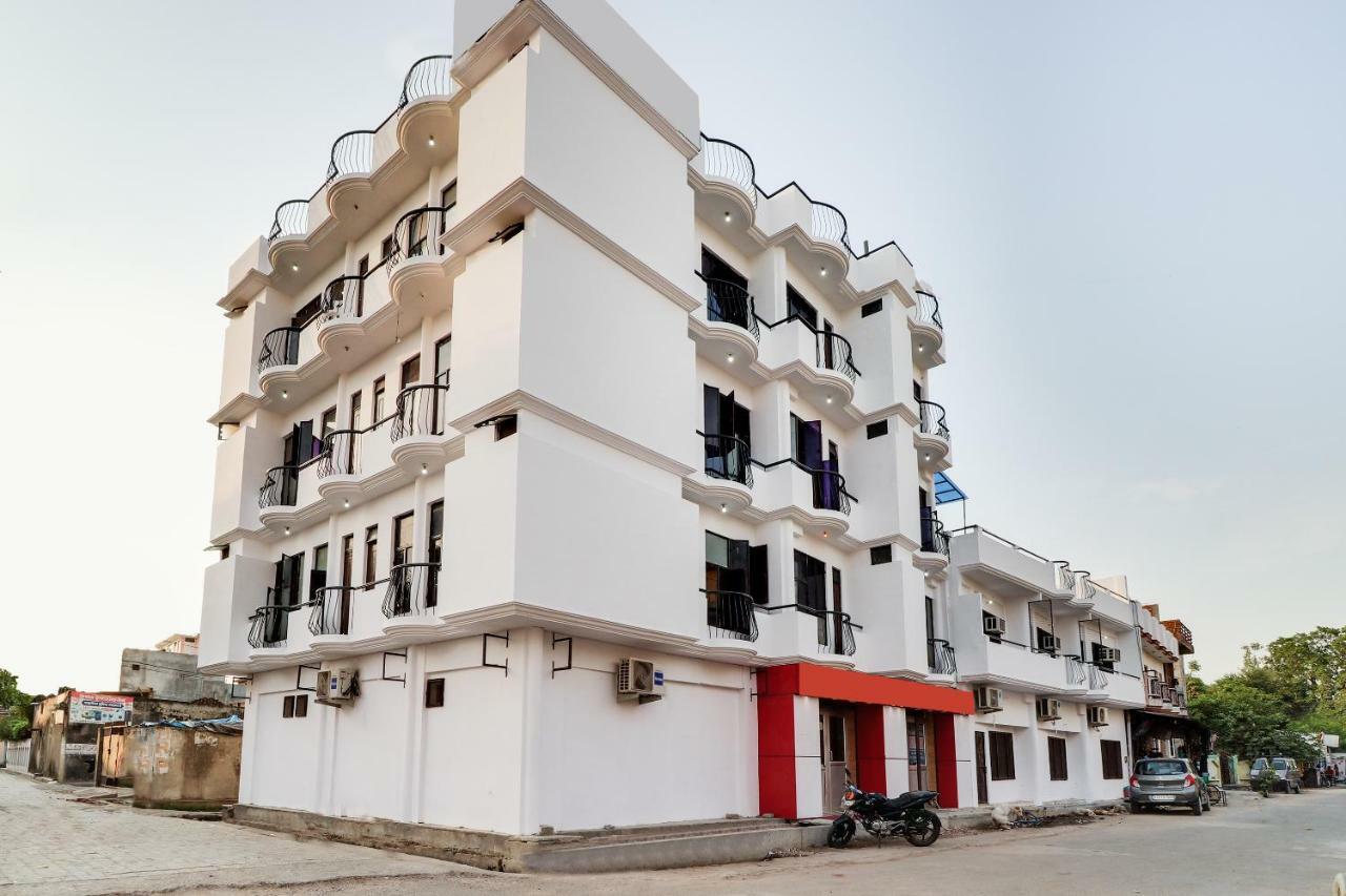 Spot On 38567 Hotel Aryan Lucknow Esterno foto